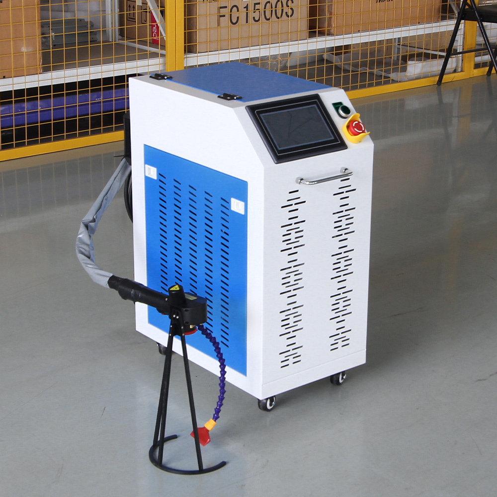 Macchina per Pulizia Laser Per - Industrial Laser Removal Machine recensione e prezzo